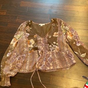 American eagle flower long sleeve shirt size small